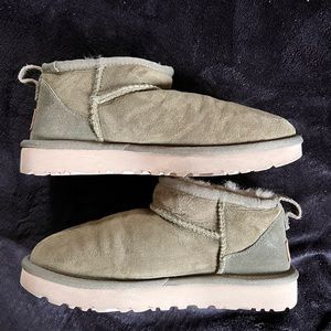 UGG | Classic Ultra Mini Booties